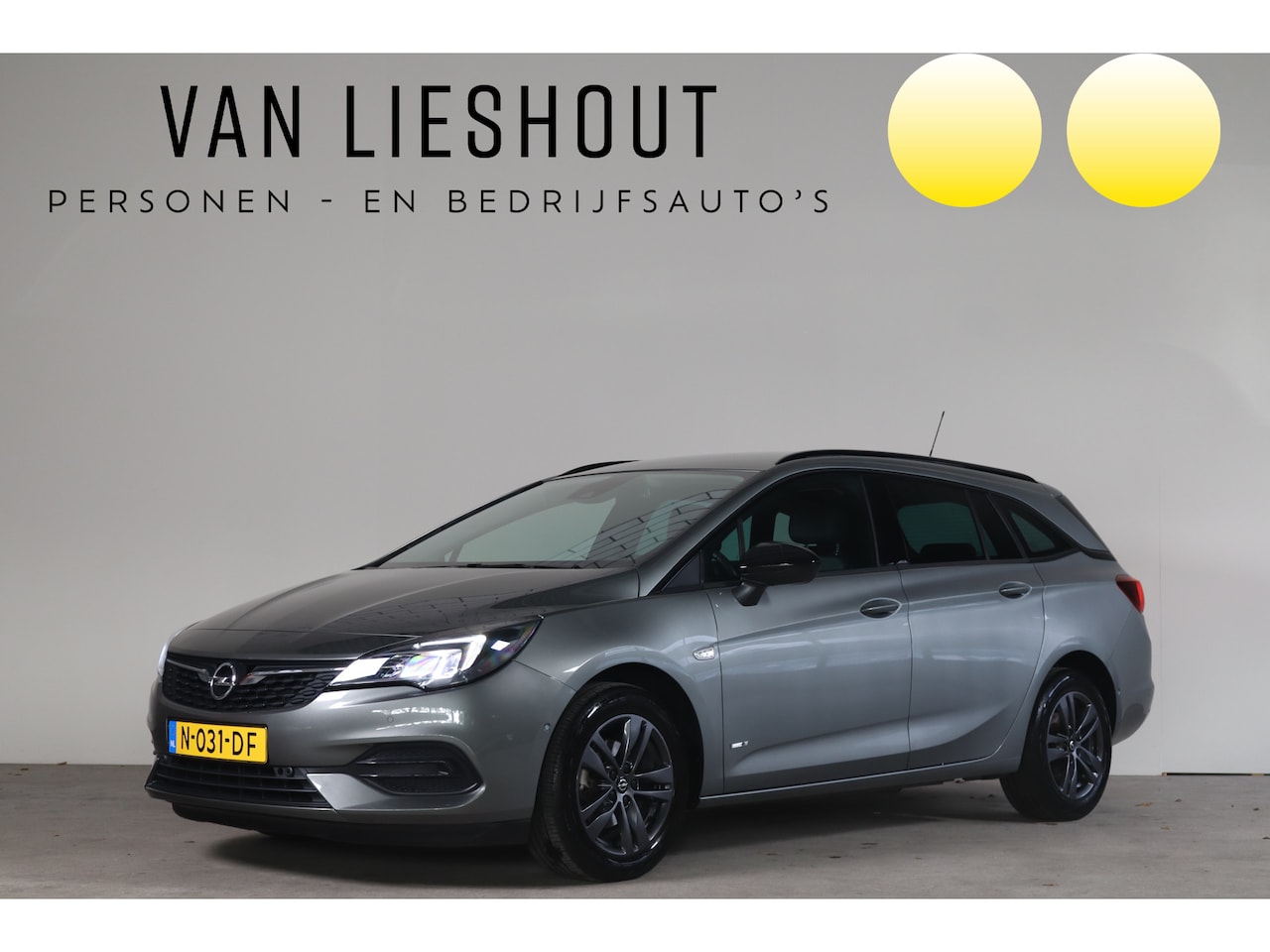 Opel Astra Sports Tourer - 1.2 Design & Tech NL- Auto!! Dode hoek I Camera I Apple - AutoWereld.nl