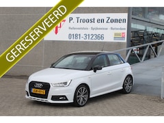 Audi A1 Sportback - 1.0 TFSI S-line/Navigatie/Stoelverwarming/Led koplampen/Climate control/Buitenspiegels ver