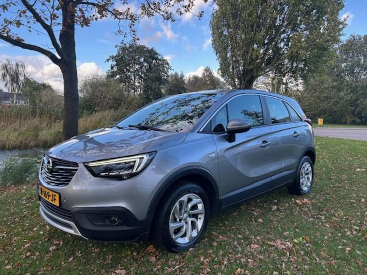 Opel Crossland X - 1.2 Turbo Innovation Automaat 18000KM!! - AutoWereld.nl