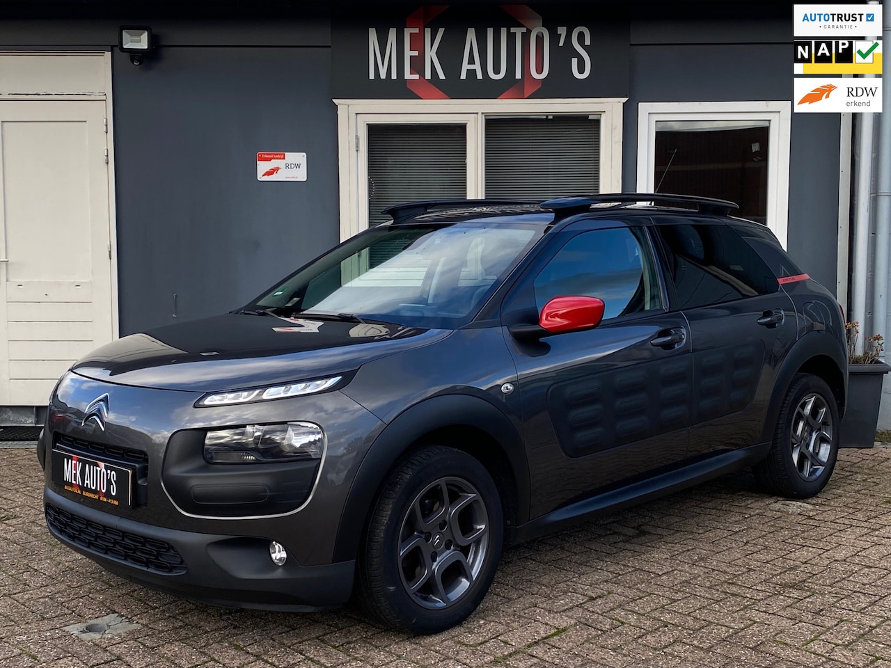 Citroën C4 Cactus - 1.2 PureTech Shine|Navi|Cruise|Climate|Top| - AutoWereld.nl