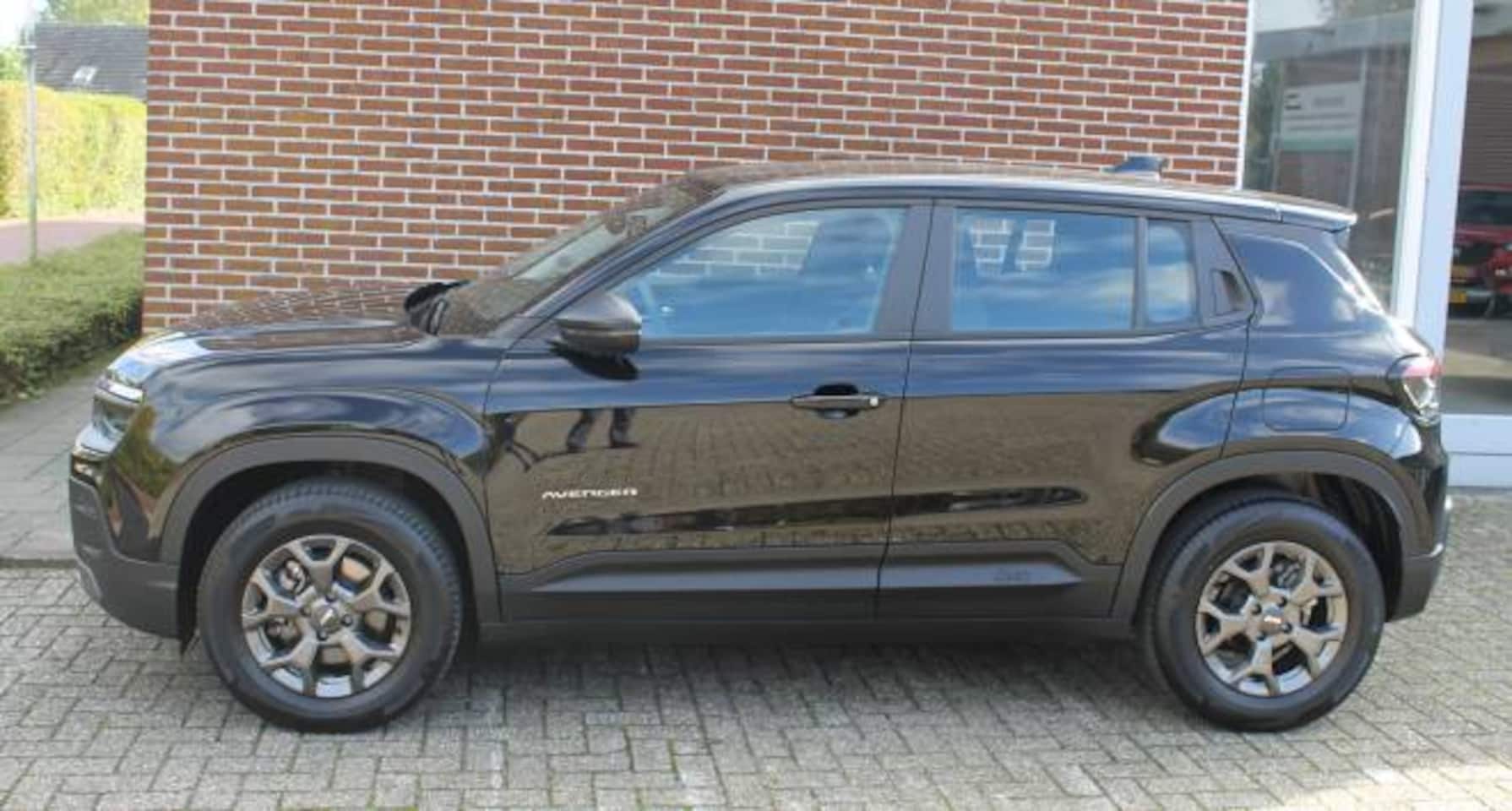 Jeep Avenger - 1.2T e-Hybrid 110pk Aut Longitude