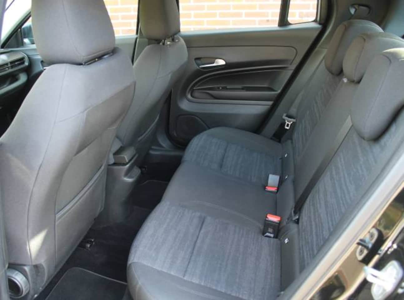 Jeep Avenger - 1.2T e-Hybrid 110pk Aut Longitude