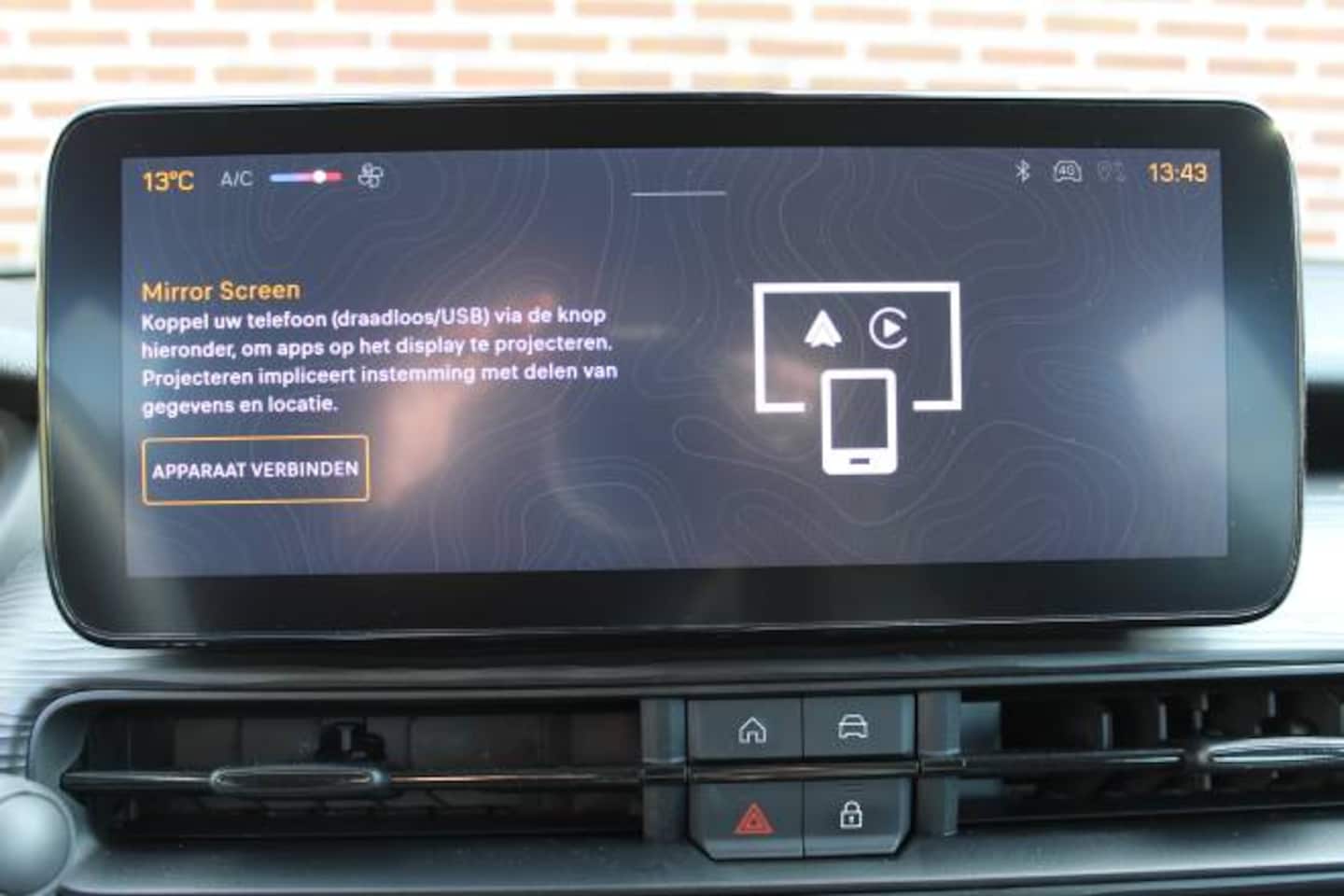 Jeep Avenger - 1.2T e-Hybrid 110pk Aut Longitude