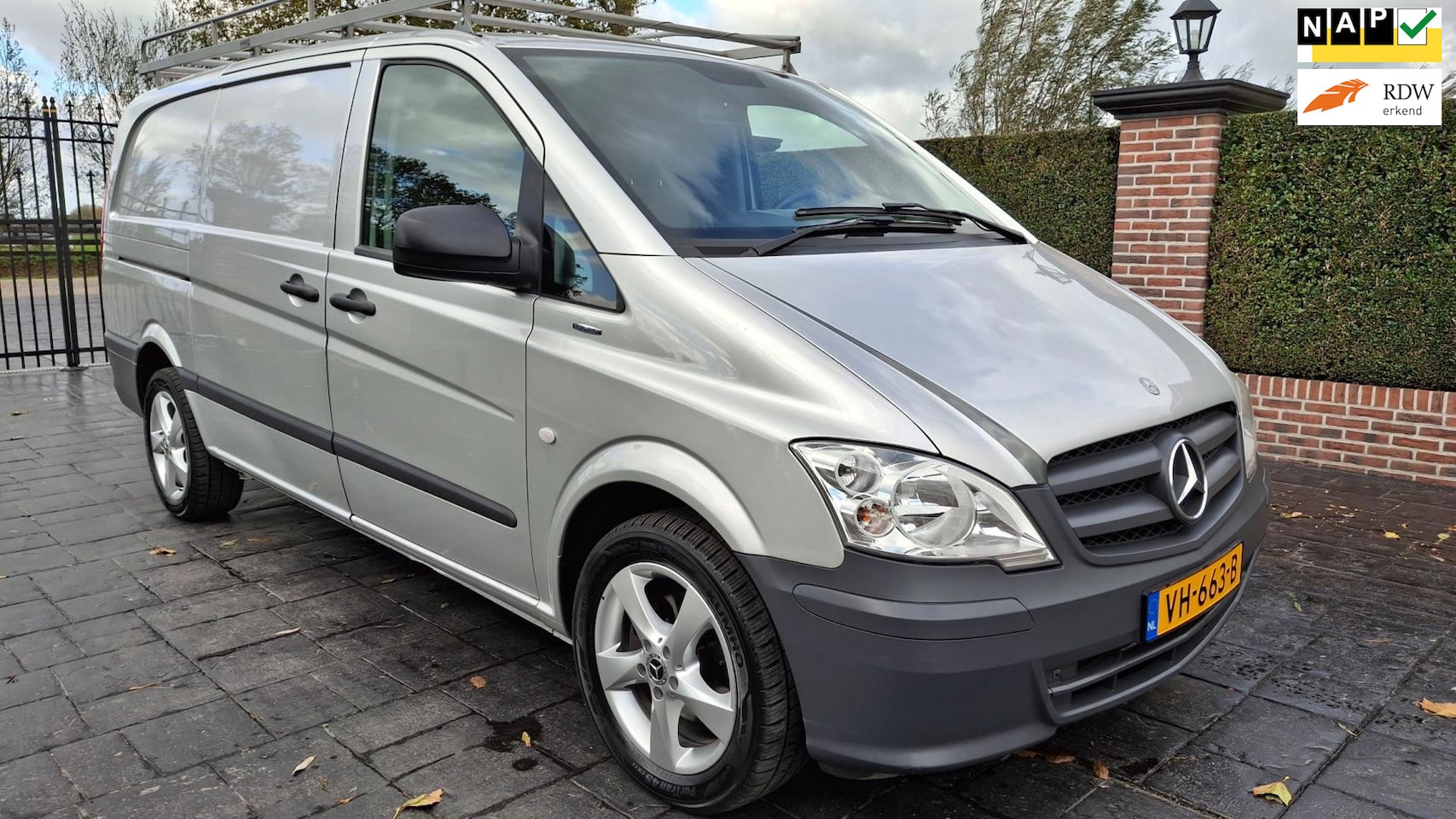 Mercedes-Benz Vito - 113 CDI 320 Lang Airco 2e Eigenaar Nette Eerlijke Bus - AutoWereld.nl