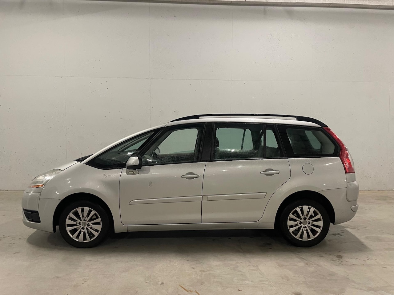Citroën Grand C4 Picasso - 1.6 VTi Ambiance 7p. Pano - AutoWereld.nl