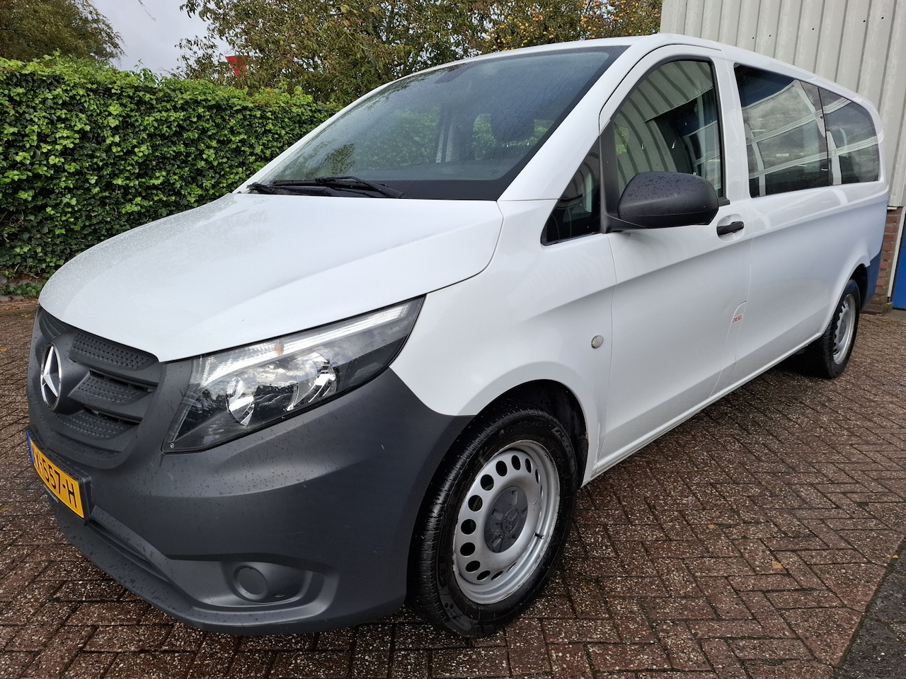 Mercedes-Benz Vito Tourer - 114 BlueTEC Pro Extra Lang 20250.- INCL. BTW 9-PERSOONS 135PK - AutoWereld.nl