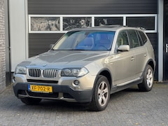 BMW X3 - 2.5si Executive Pano, Navi, Cruise,