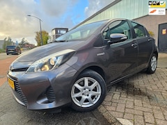 Toyota Yaris - 1.5 Full Hybrid Aspiration GARANTIE