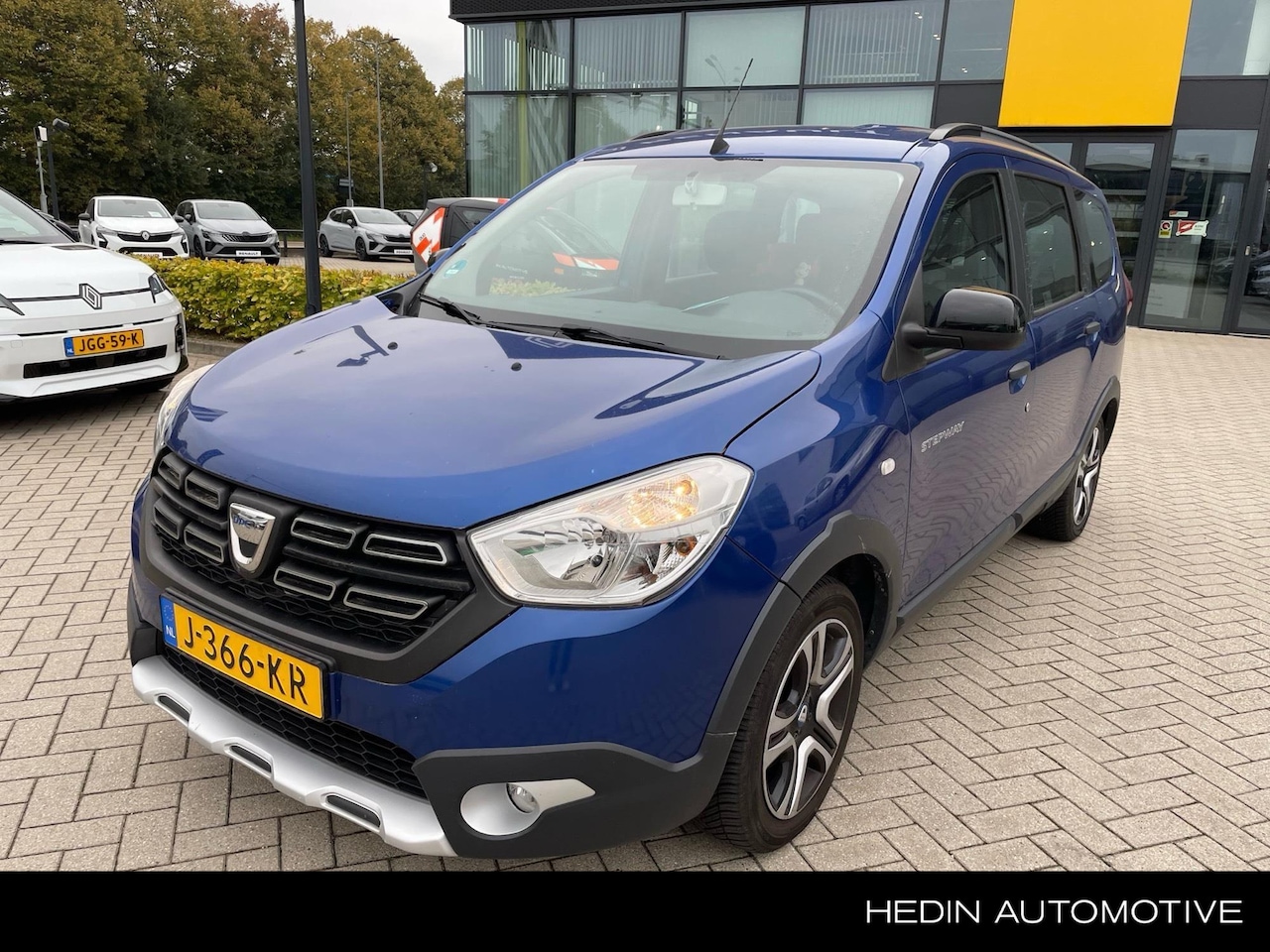 Dacia Lodgy - 1.3 TCe Stepway Serie Limitee 15th Anniversary 5p. 1.3 TCe Stepway Serie Limitee 15th Anniversary 5p. - AutoWereld.nl
