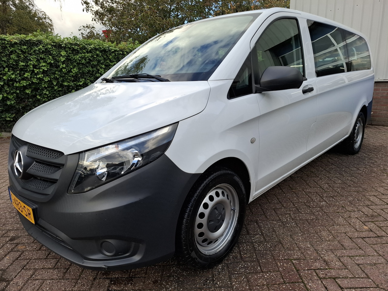 Mercedes-Benz Vito Tourer - 114 BlueTEC Pro Extra Lang 23995.- INCL BTW 9-PERSOONS 135PK - AutoWereld.nl