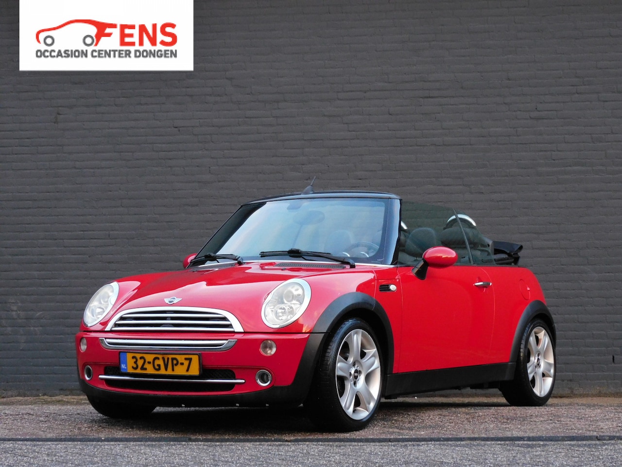 MINI Cabrio - Mini 1.6 Cooper Chili LEER! STOELVERWARMING! CRUISE! AIRCO! LM VELGEN! - AutoWereld.nl