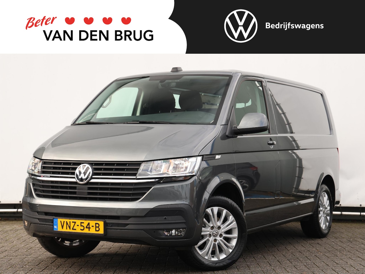 Volkswagen Transporter - 2.0 TDI 150PK 4Motion L1H1 Highline | Cruise Control | Navigatie | PDC | Achterklep | Alar - AutoWereld.nl