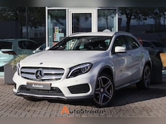 Mercedes-Benz GLA-Klasse - GLA200 AMG-LINE | Cruise | Airco | Navi | LED | Stoelverwarming | Sensoren | Trekhaak