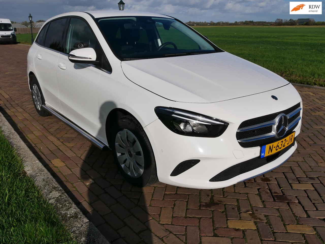Mercedes-Benz B-klasse - 200d AUT ** EX POLITIE ---- NEW MODEL ** AC MARGE CAR - AutoWereld.nl