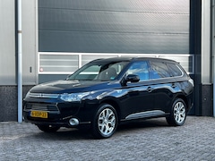 Mitsubishi Outlander - 2.0 PHEV Instyle bj.2014 Camera|Navi|Leder|Nap