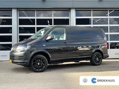 Volkswagen Transporter - 2.0 TDI L1H1 Trendline |17 " | Cruise Control | Achterklep | 3-Zits | Bluetooth | Trekhaak