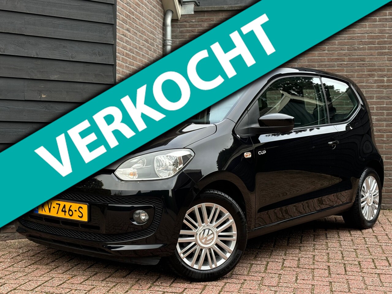 Volkswagen Up! - 1.0 high up! BlueMotion CUP | Navi | Airco | Stoelverwarming | 15inch - AutoWereld.nl