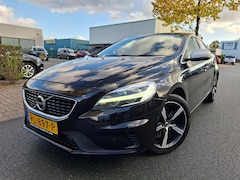 Volvo V40 - 2.0 T4 Business Sport AUTOMAAT/PANO/LEDER/NAVI/CAMERA