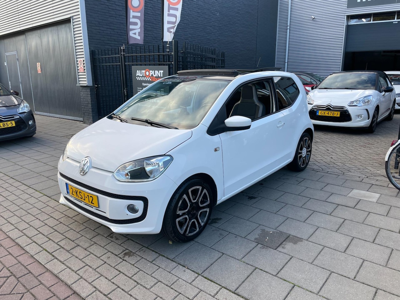 Volkswagen Up! - 1.0 high up! BlueMotion Panoramadak PDC NAP APK - AutoWereld.nl