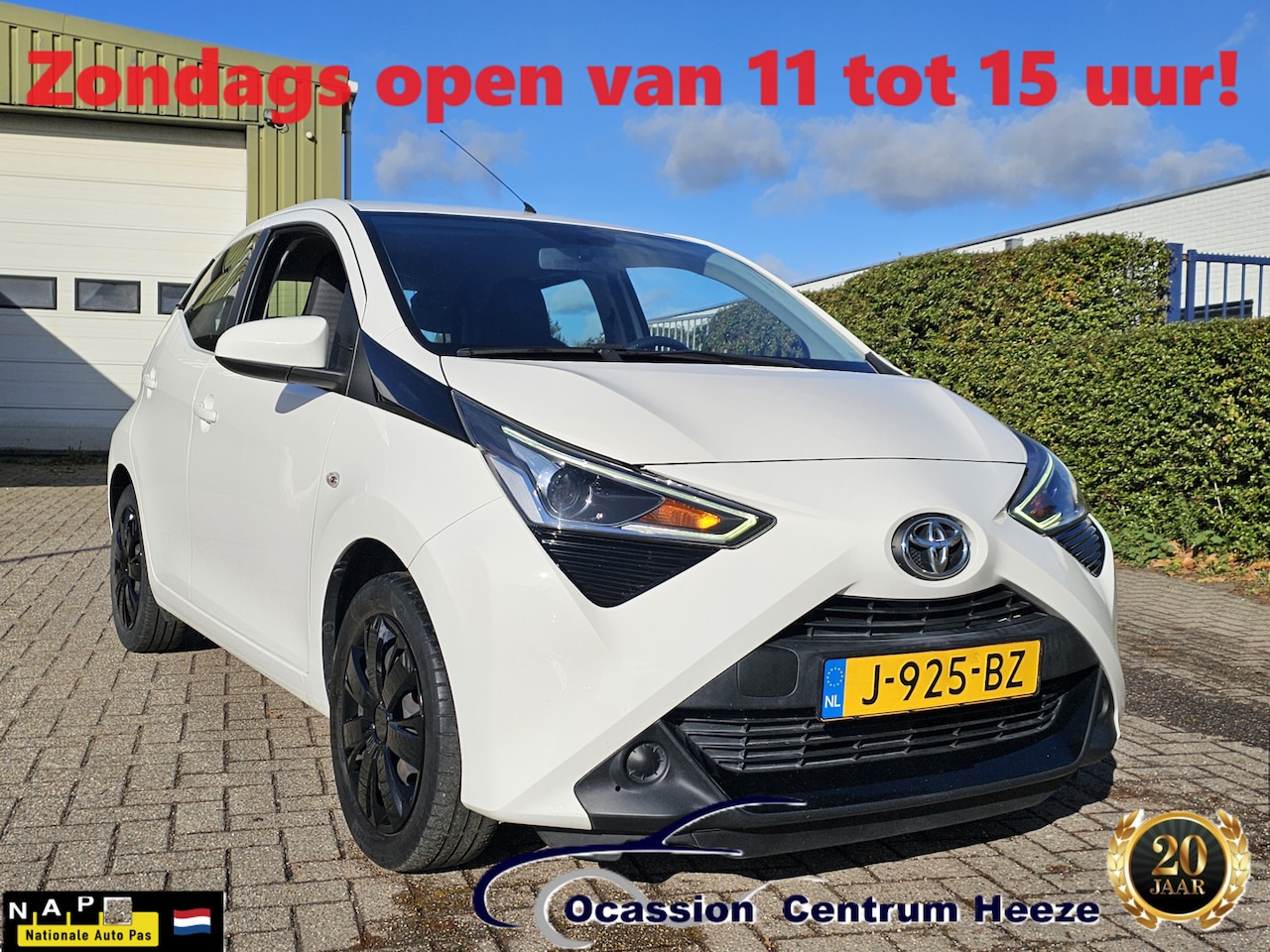 Toyota Aygo - 1.0 VVT-i x-play 1.0 VVT-i x-play, Camera! Apk 8-2026! Zondag OPEN! - AutoWereld.nl