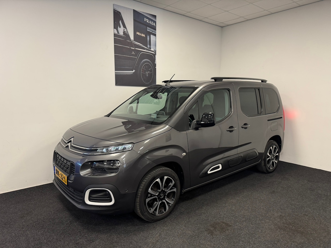 Citroën Berlingo - 1.2 PureTech Shine // Automaat // Keyless // HUD // Vol opties - AutoWereld.nl