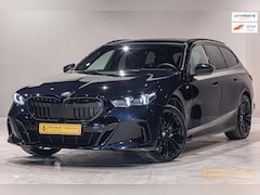 BMW 5-serie Touring - 520i|M-sport|E-trekhaak|HUD|H&K|Pano|Ful