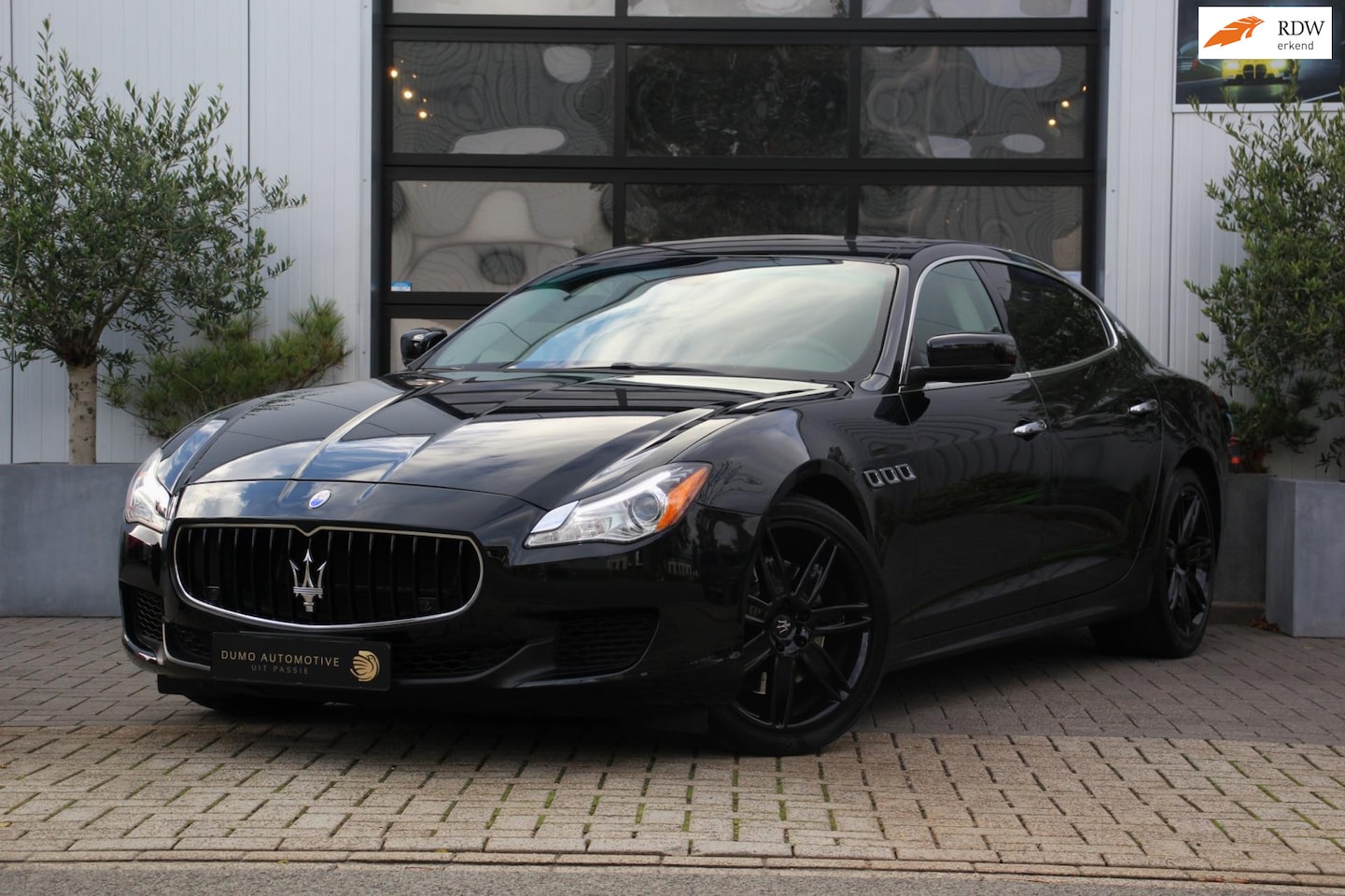 Maserati Quattroporte - 3.0 S Q4 411PK - LEDER - FLIPPERS - SCHUIFKANTEL - NAVI - 20INCH - PDC + CAMERA - ALCANTAR - AutoWereld.nl