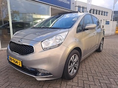 Kia Venga - 1.4 CVVT Summer Edition navigatie / panoramadak / navigatie / trekhaak