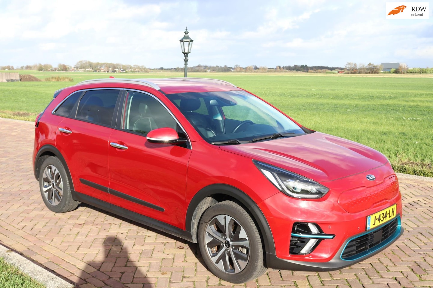 Kia e-Niro - ExecutiveLine 64 kWh Pomp 3 FASE 15699**NETTO** - AutoWereld.nl