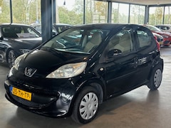 Peugeot 107 - 1.0 12V 68PK 5D Airco en apk 07-2026