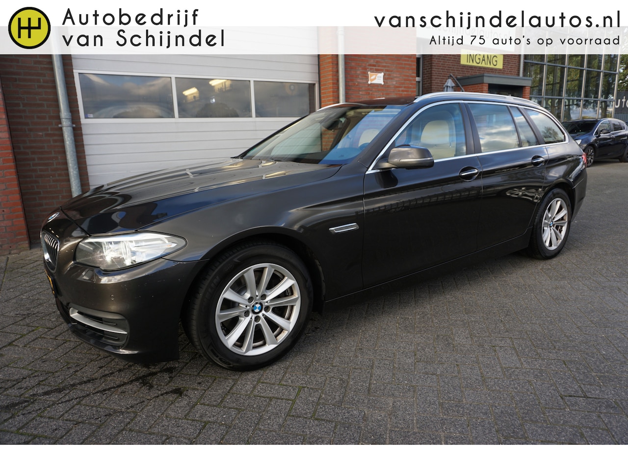 BMW 5-serie Touring - 520D HIGH EXECUTIVE DEC 2015 ORIGINEEL NEDERLANDS PANORAMADAK ADAPTIEVE CRUISE BI-XENON/LE - AutoWereld.nl