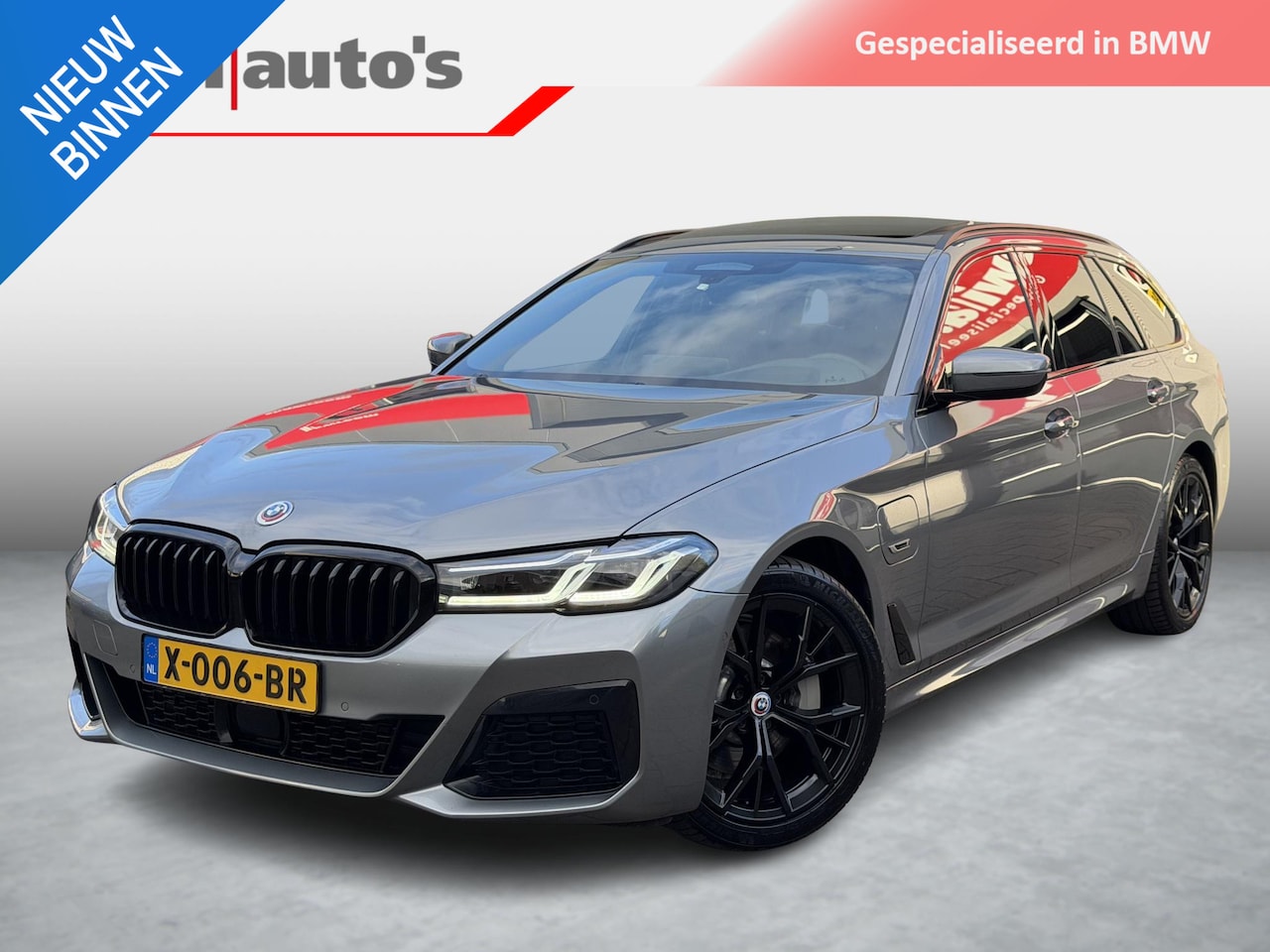 BMW 5-serie Touring - 530e xDrive M -Sport BOMVOL! Skyscraper Grau - AutoWereld.nl