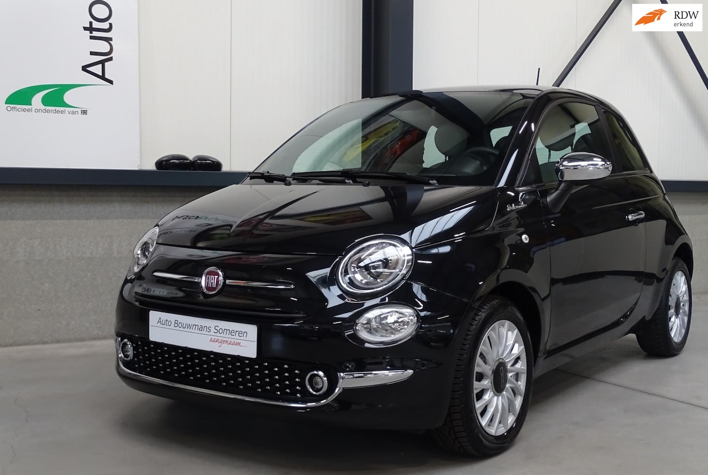 Fiat 500 - 1.0 HYBRID "DOLCE VITA" - AIRCO/BLUETOOTH/PARK.SENSOREN/PANODAK/ETC - AutoWereld.nl