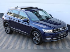 Volkswagen Tiguan - 2.0 TSI 4Motion Highline Pano Carplay BTW