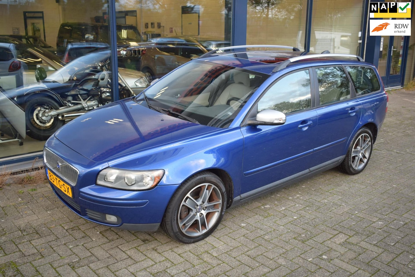 Volvo V50 - 2.4 Edition II Sport automaat - AutoWereld.nl