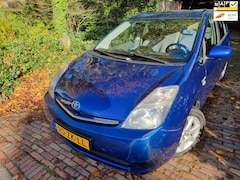 Toyota Prius - 1.5 VVT-i Comfort TRACES OF USE SEE PHOTO'S