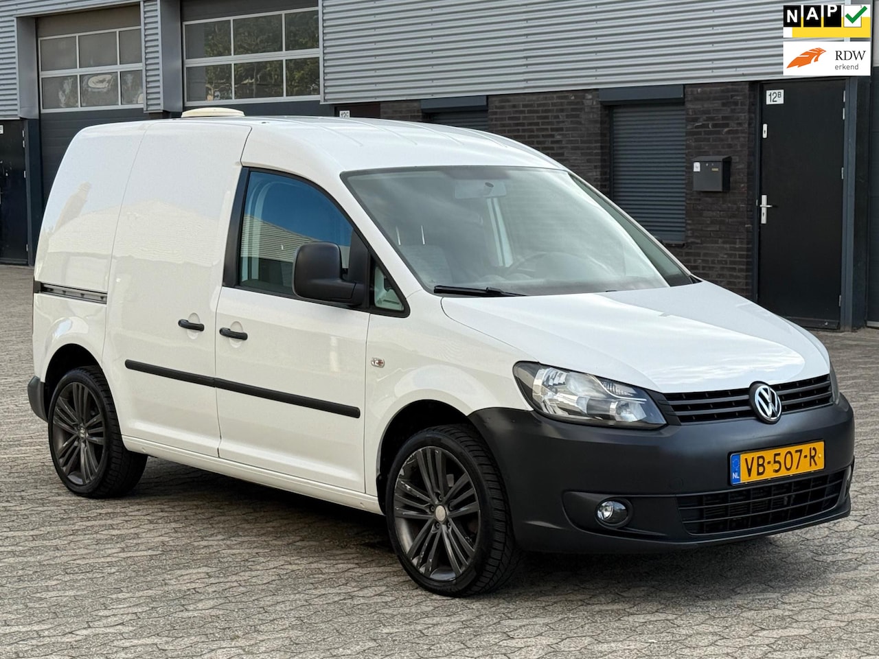 Volkswagen Caddy - 1.6 TDI Economy Baseline MARGE! AIRCO TREKHAAK - AutoWereld.nl