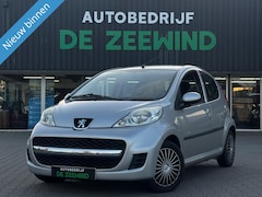 Peugeot 107 - 1.0-12V Millesim 200|apple carplay|airco