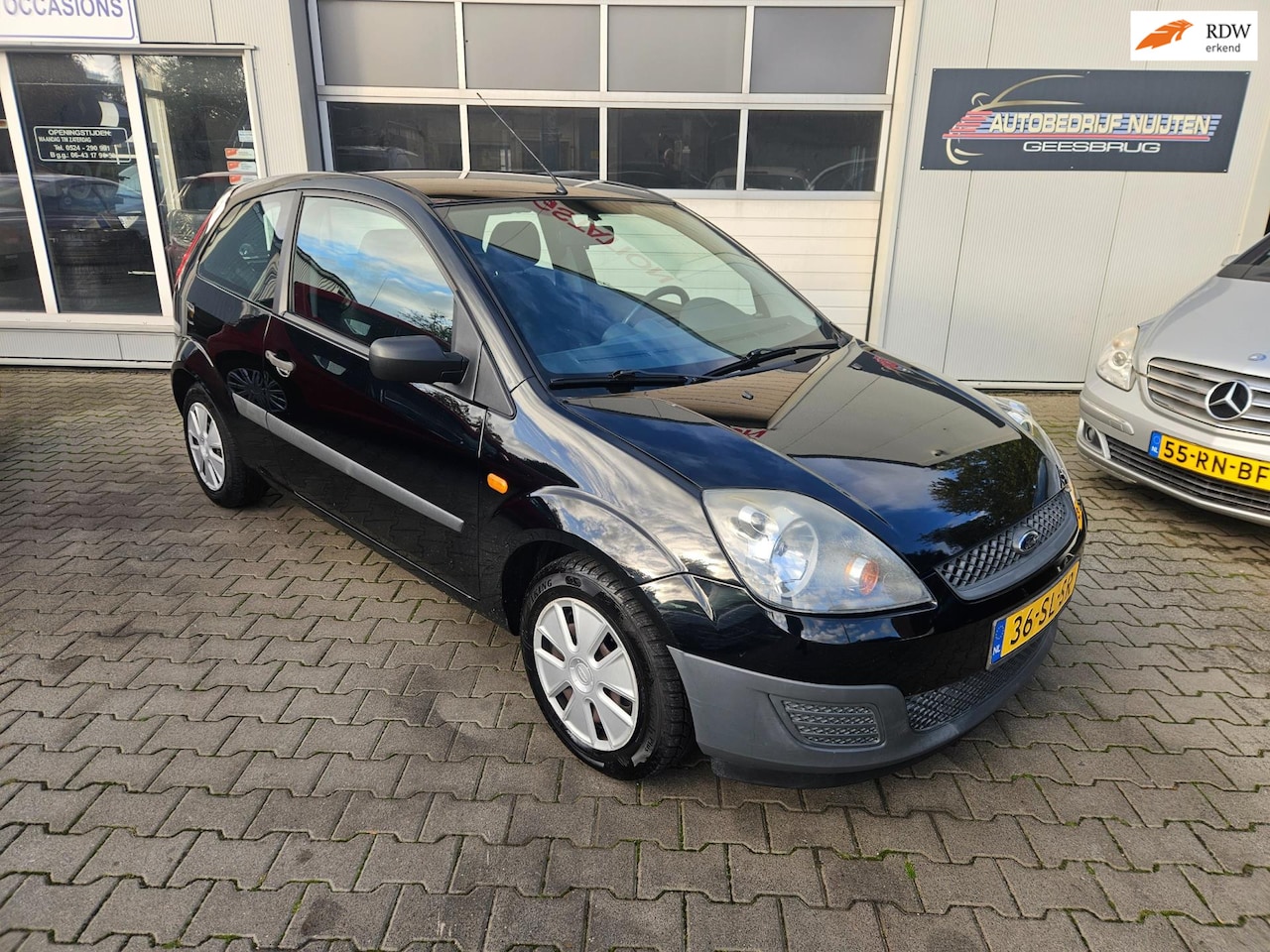 Ford Fiesta - 1.3-8V Champion AIRCO..TREKHAAK - AutoWereld.nl