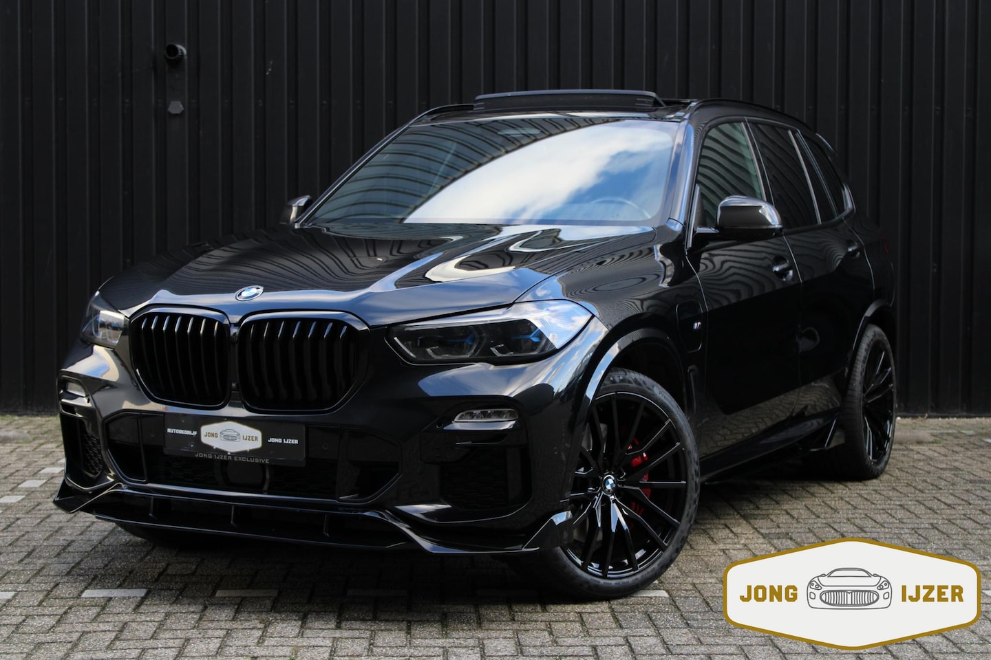 BMW X5 - XDrive45e M SPORT PANO LASER HUD SKYLOUNGE H&K - AutoWereld.nl