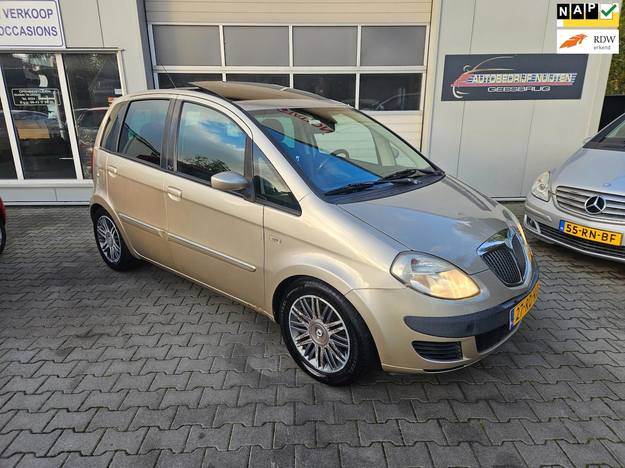 Lancia Musa - 1.4-16V Platino Panodak... - AutoWereld.nl