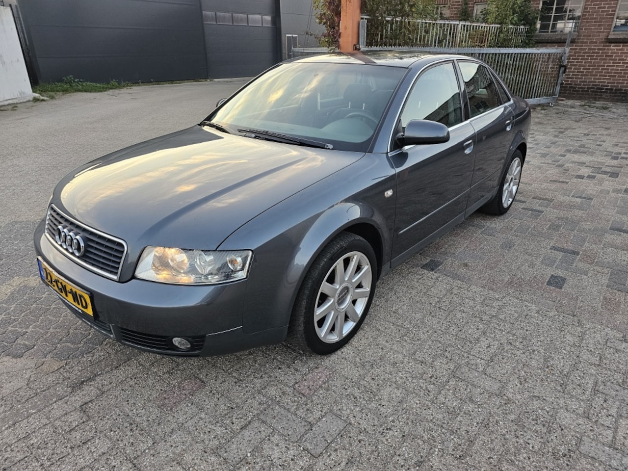 Audi A4 Limousine - 2.0 - AutoWereld.nl