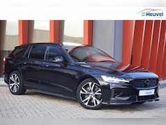 Volvo V60 - T6 Recharge AWD R-Design | Panoramadak | Trekhaak | Stoelverwarming | BLIS | Pilot Assist