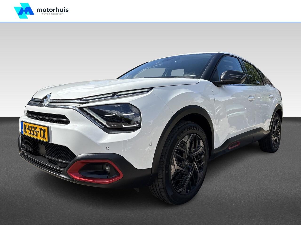 Citroën C4 - | Shine 130 pk | Navigatie | HiFi Audio | Qi-lader | Anodised Red Pack | - AutoWereld.nl