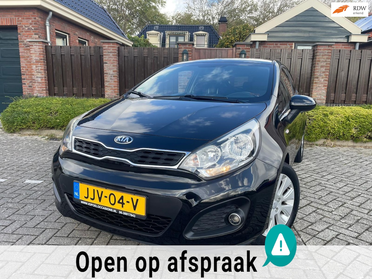 Kia Rio - 1.2 CVVT BusinessLine 3drs NAVI CLIMA PDC LMV STOELVW - AutoWereld.nl