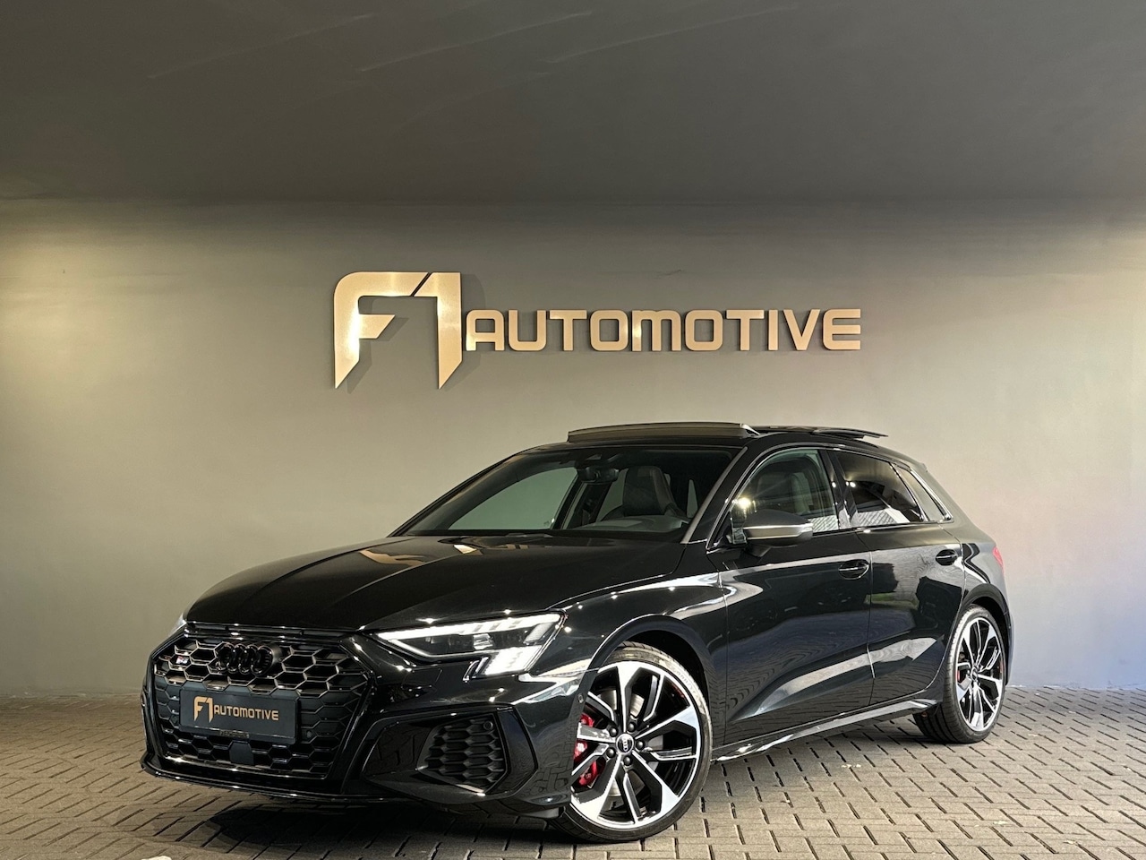 Audi S3 - Sportback 2.0 TFSI quattro Pano|RS Seat|Massage|HuD - AutoWereld.nl