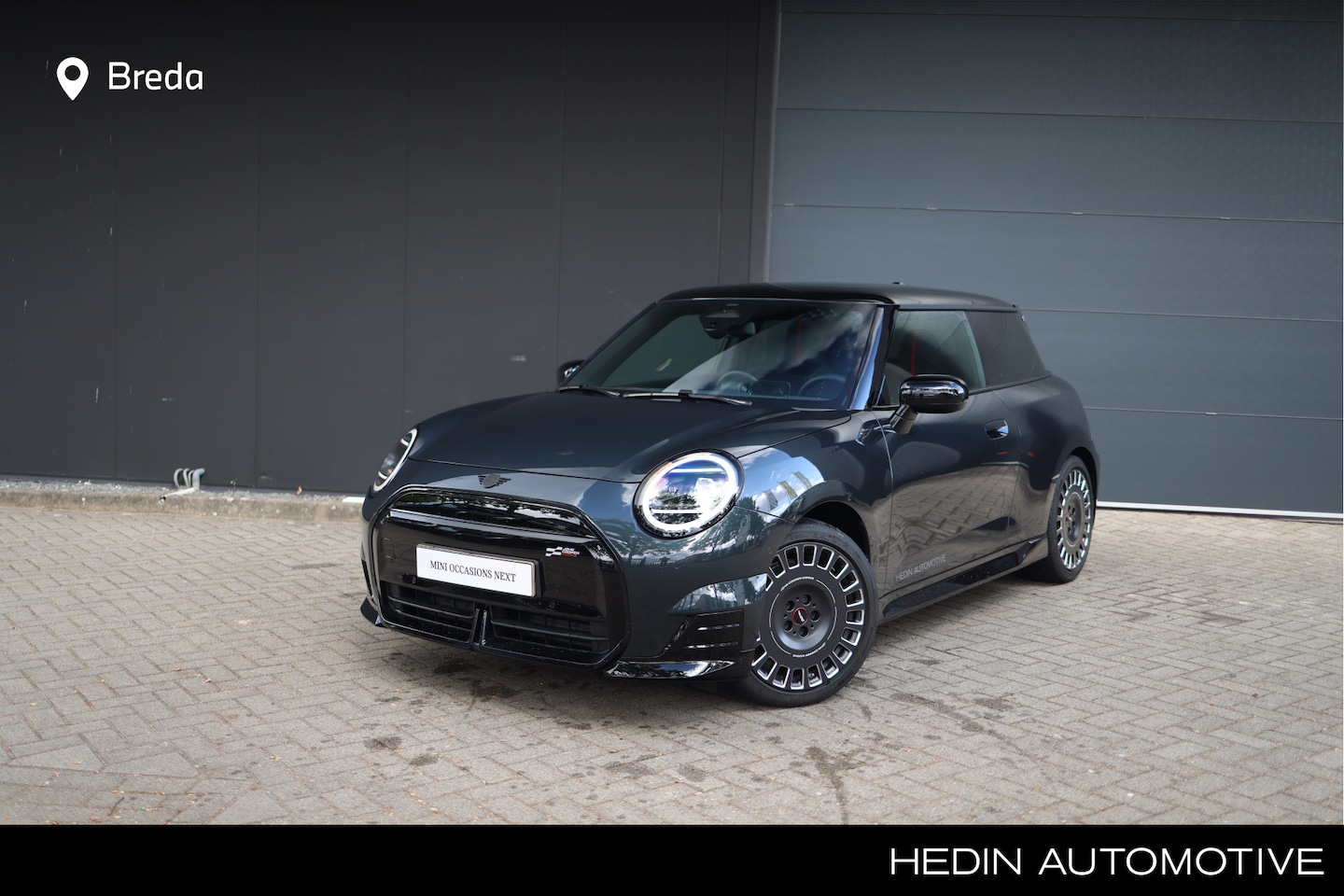 MINI Cooper - E | John Cooper Works | Pakket M | 40 kWh | 18' JCW Wielen Rallye Spoke | Panoramadak | Co - AutoWereld.nl