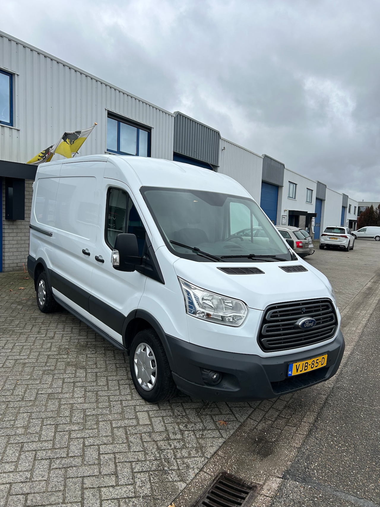 Ford Transit - 310 2.2 TDCI L2H2 Trend - AutoWereld.nl