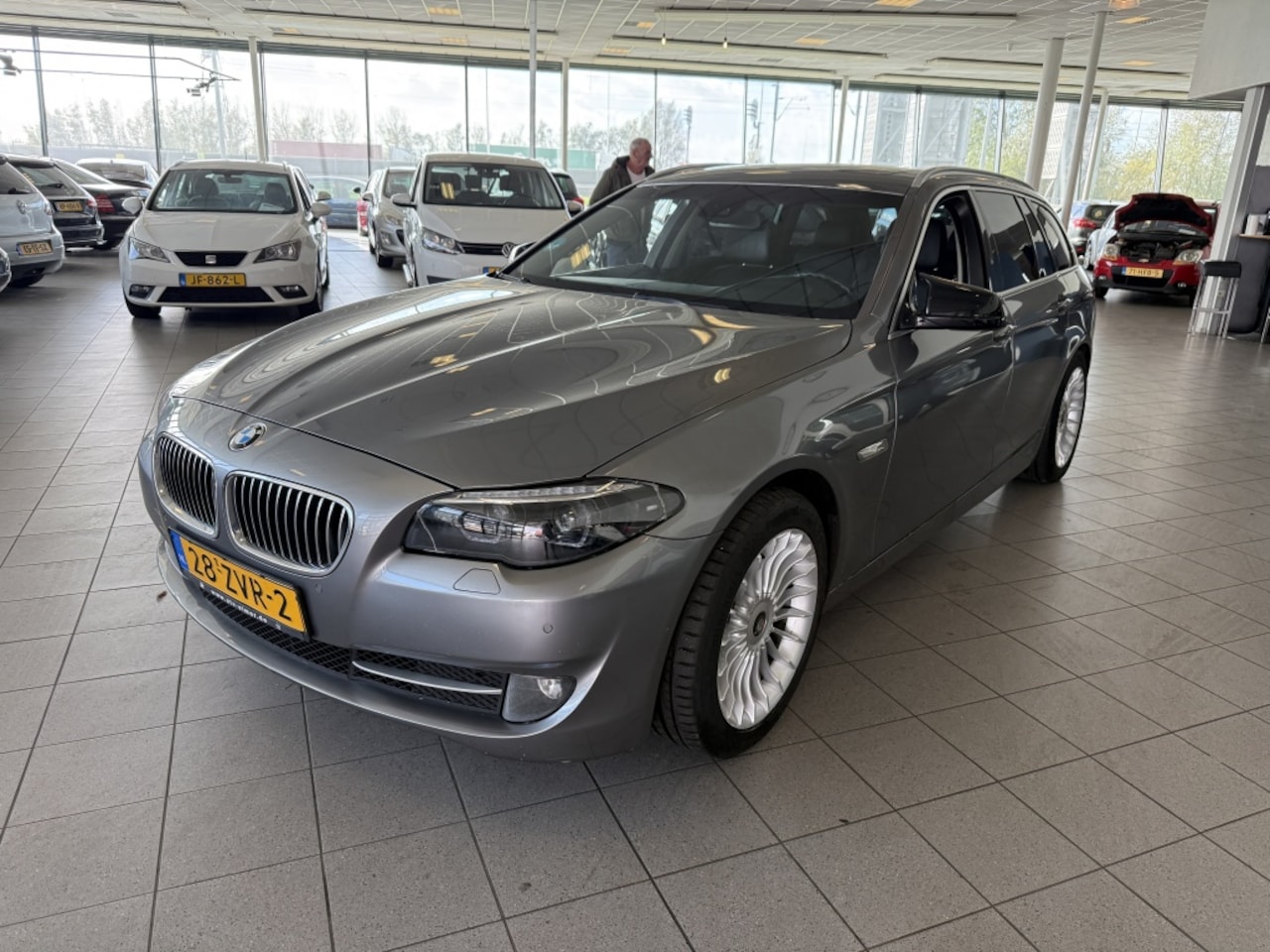 BMW 5-serie Touring - 520d High Executive 520d High Executive - AutoWereld.nl