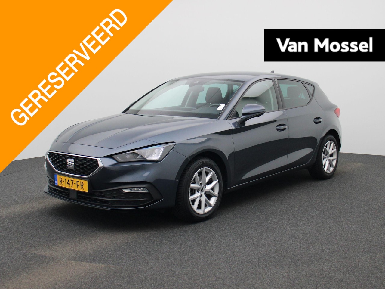 SEAT Leon - 1.0 eTSI Style Business Intense | Apple Carplay/Android Auto | Climate Control | Camera | - AutoWereld.nl
